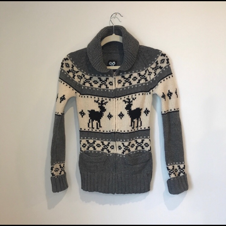 Tna Aritzia Sea To Sky Cardigan With Deer Detail